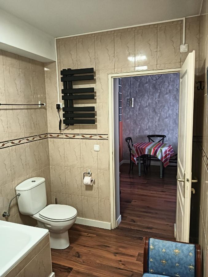 Chatescos - Estudio En Chateau Esterno foto